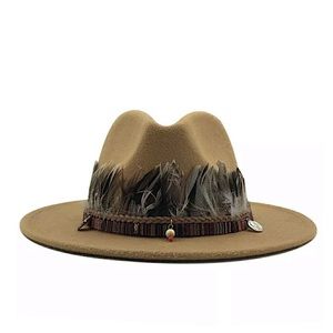 WIDE BRIM PANAMA STYLE HAT